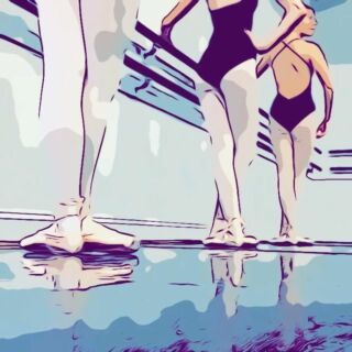 #soussussunday 
Sous sus means to suck. The reason the movement is call that is because you have to suck both feet together under your center line in one fluid movement. 
#soussus #ballet #beginnerpointe #pointe #pointeclass #soutenu #balletterminology #balletclass #ballerinamagstudent #ballerinamagazine